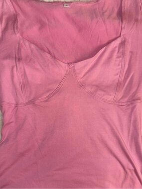 pink long sleeve top 💗